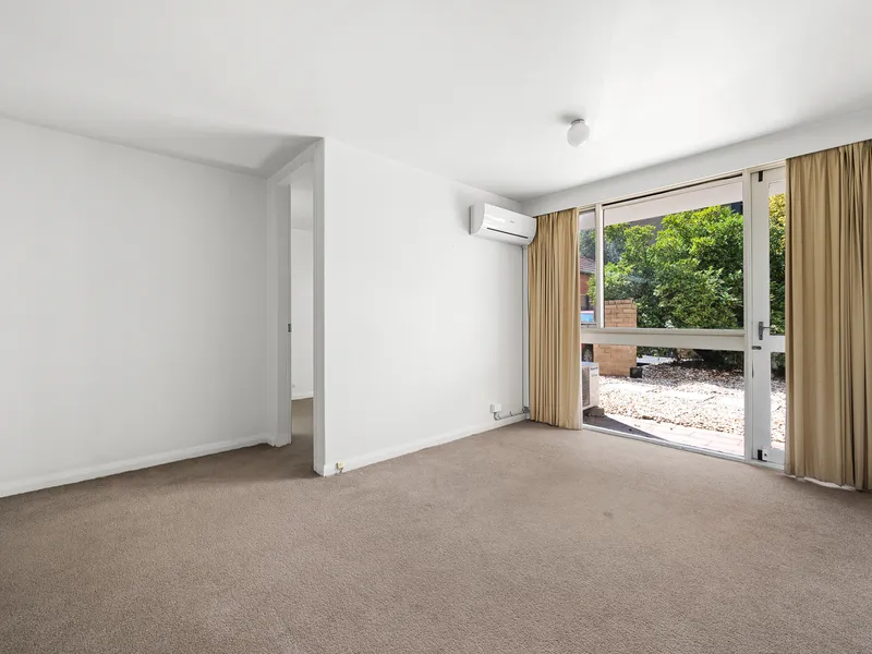 Light & Spacious with Outdoor Space 