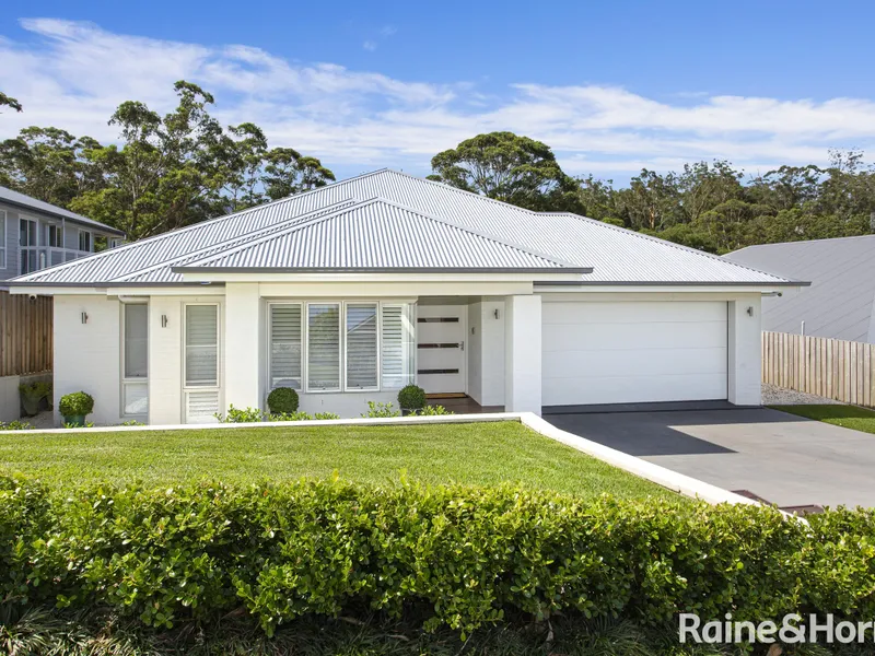 Stunning New Home Backing onto Bush Reserve - Perfect Family Living near Berry Village