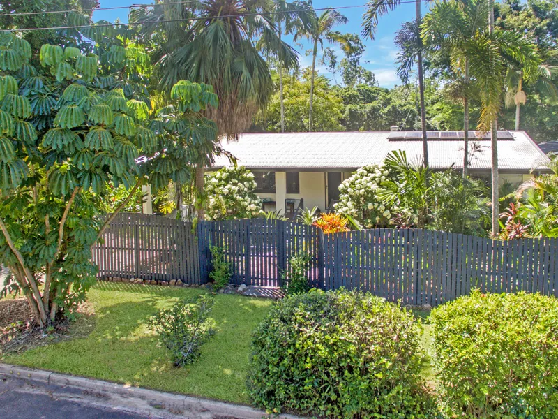 Family Home + Granny Flat + Pool !