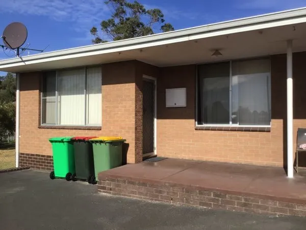 LOCK & LEAVE UNIT IN POPULAR SOUTH BUNBURY