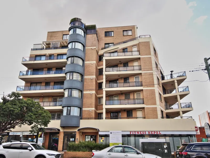 Large three bedroom apartment