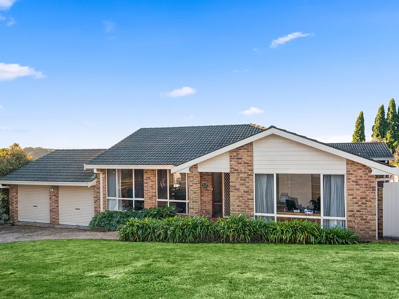 Peaceful Location with Amazing Views!