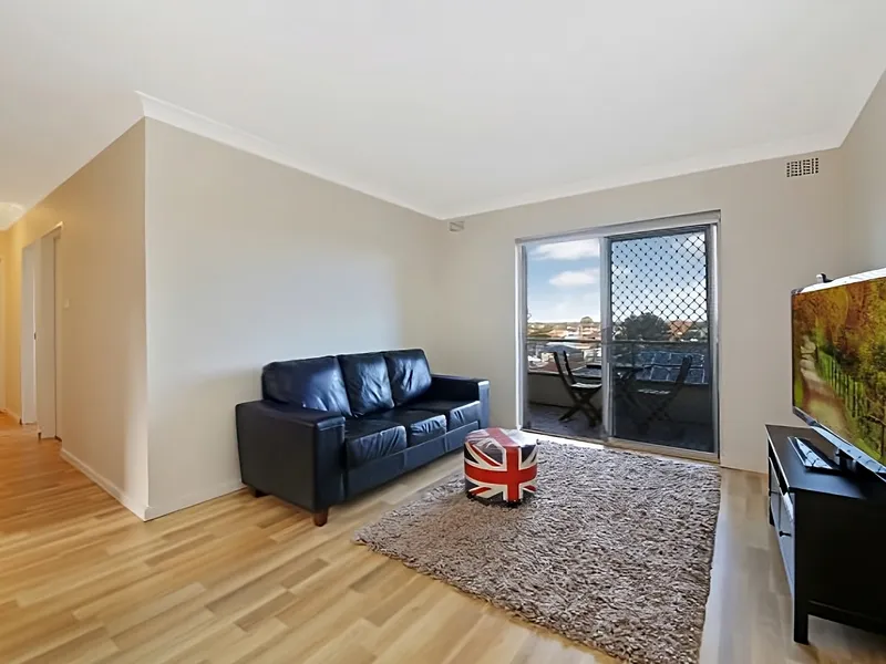 Spacious Top Floor Apartment Conveniently Located in the Heart of Lakemba