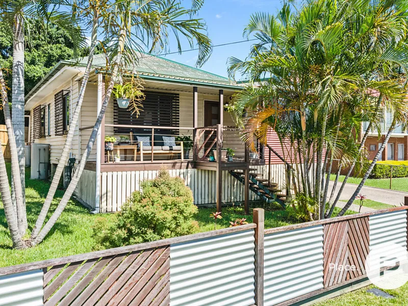 Low-Maintenance Family Home in the Heart of Oxley