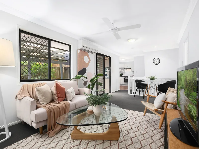 Spacious Inner City Townhouse in vibrant Kelvin Grove