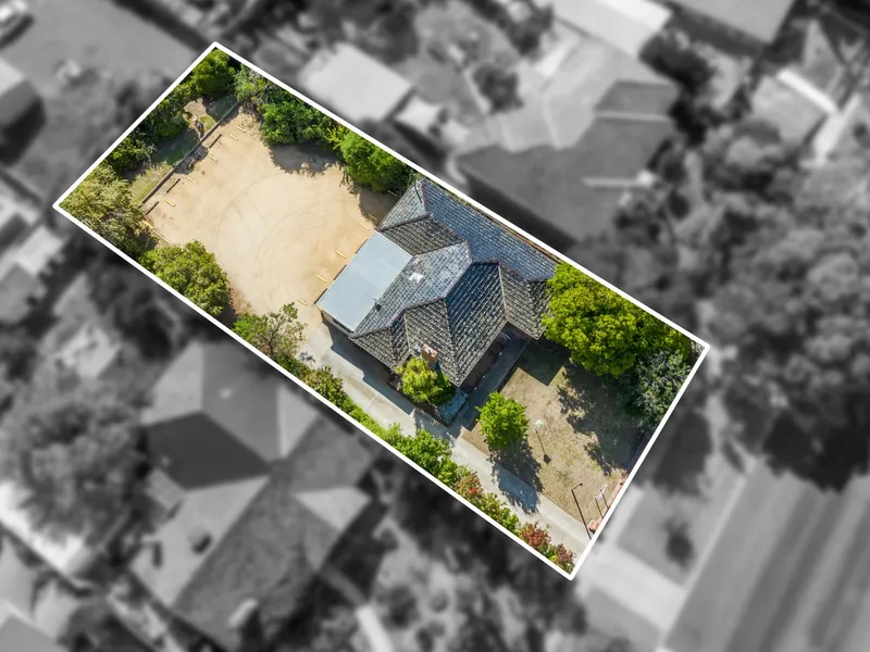 SOLID STRATHDALE INVESTMENT