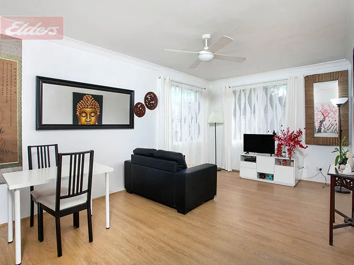 One Bedroom Plus Large Study on the Ground Floor