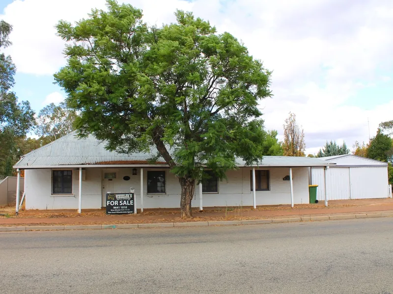 Clevedon Cottage - Circa 1866