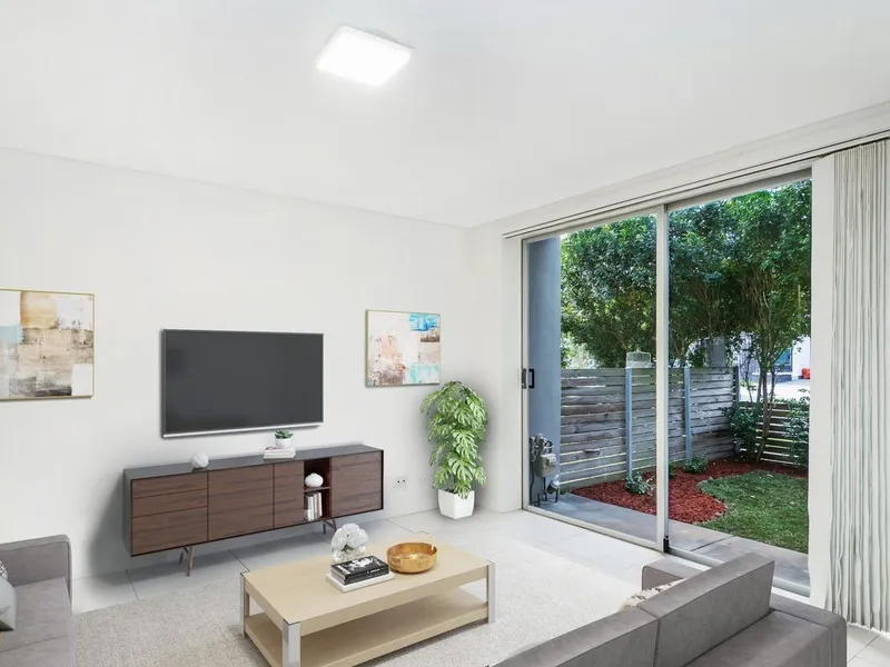 Contemporary, Modern, Stylish & Spacious Family Living at its Finest.. FOR LEASE!