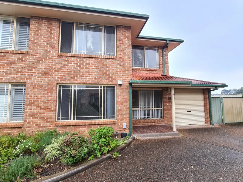 Well Presented Three Bedroom Townhouse!