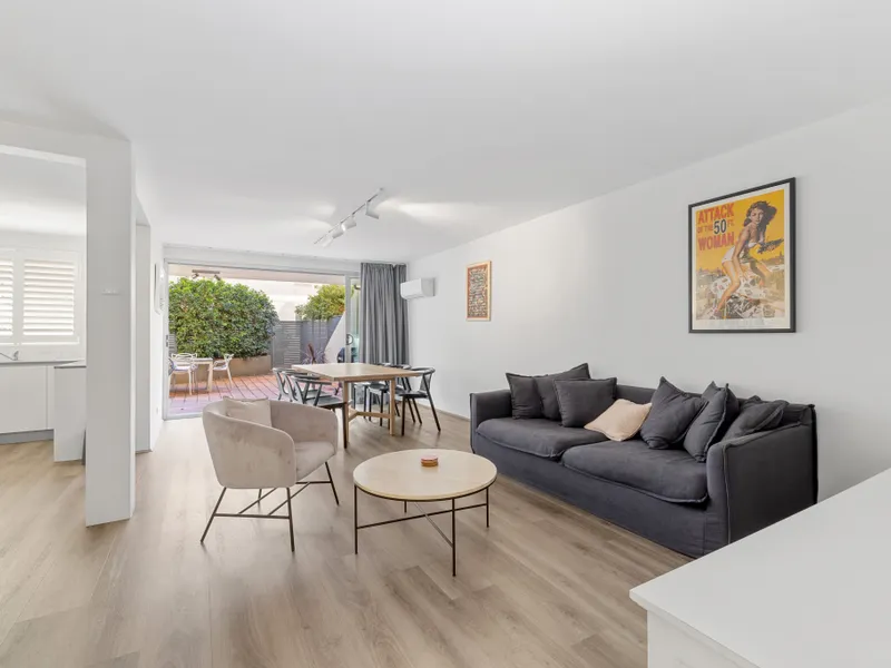 Furnished Garden Apartment With Parking