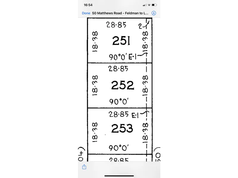 Titled block ready to build  (530 m2)