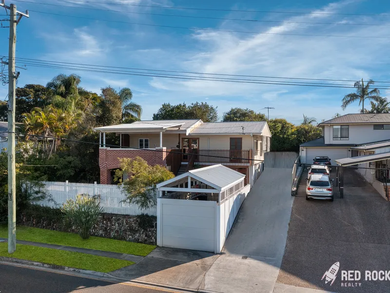 Family Home Located in the Highly Sought After Suburb of Mount Gravatt East.