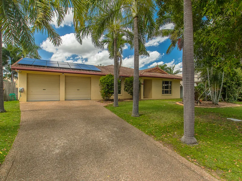 Five bedroom home with a pool!