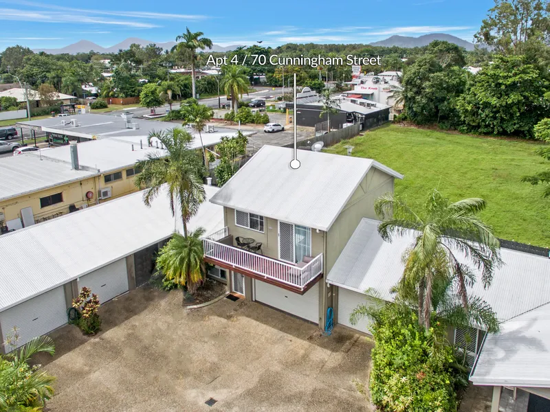 Very Spacious Townhouse with Garage + additional allocated car space ! 