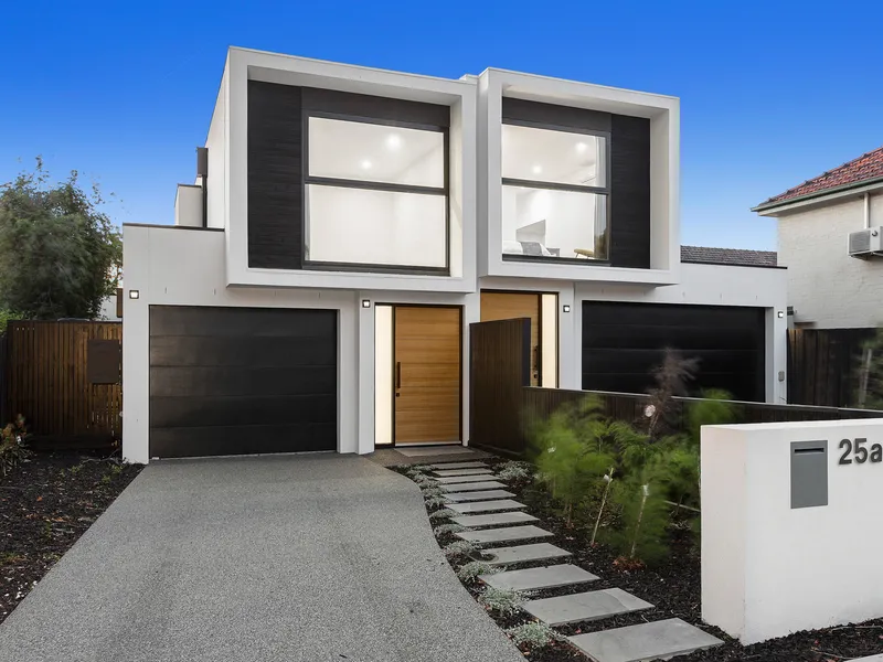 Striking Sophistication with Contemporary Class