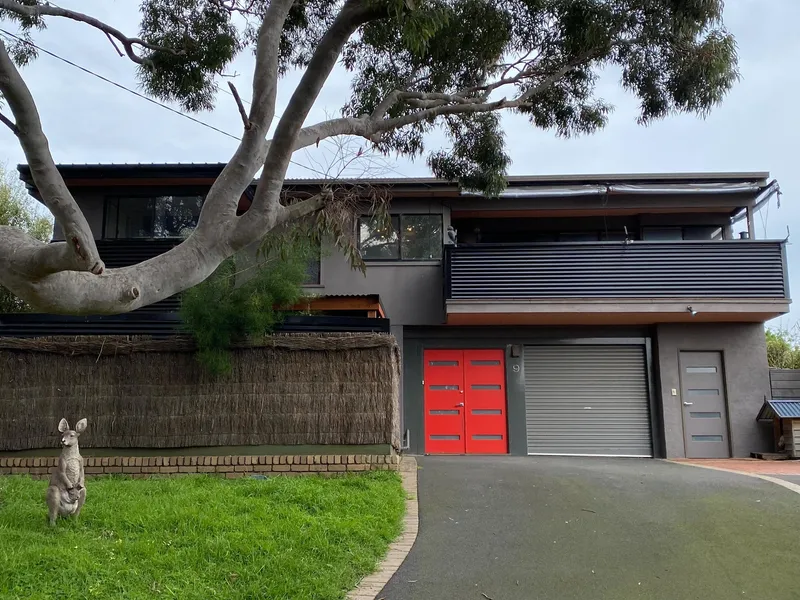 ENTERTAINERS DELIGHT OR THE PERFECT AIRBNB INVESTMENT