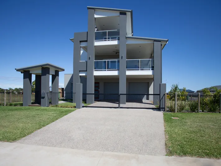3 Storey Home ready to move into.