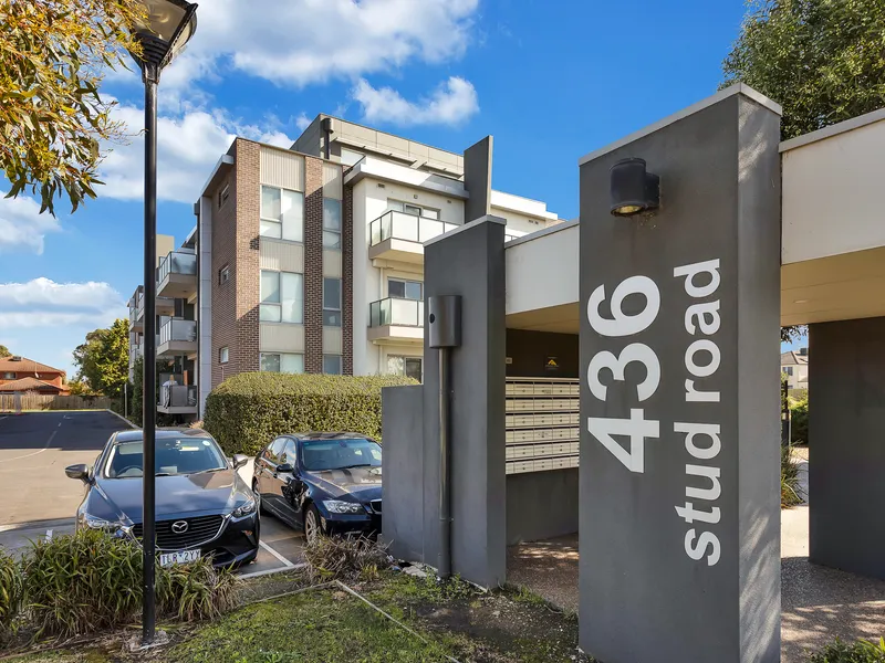 Modern Spacious Apartment in Ideal Location