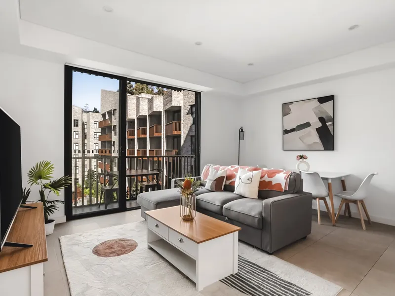 Fully furnished one bedroom apartment with separate storage