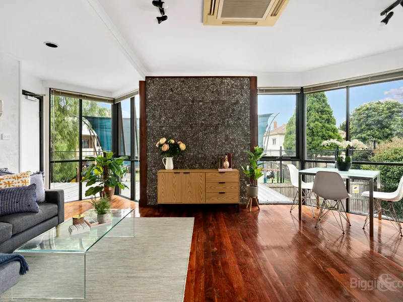 2-bedroom boutique!