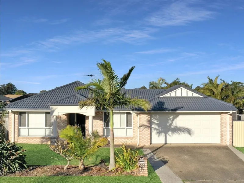 Modern Family living in a prime location