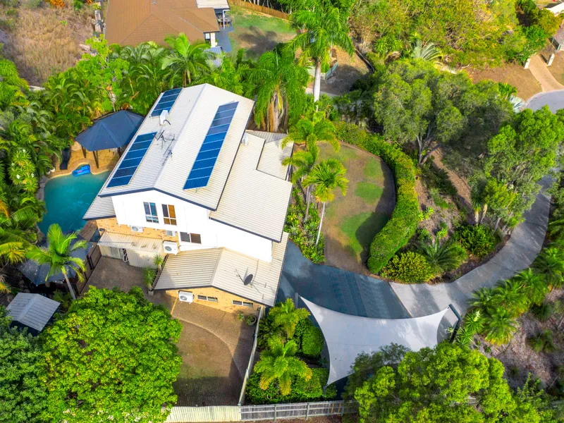 THREE LEVELS OF SPACIOUS FAMILY LIVING... ENTERTAINER'S DELIGHT WITH VIEWS!