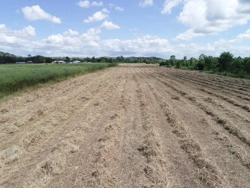 Hay production property providing additional income and a Lifestlye close to town