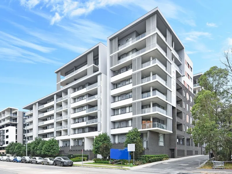 Luxury Apartment available now!!!!!!