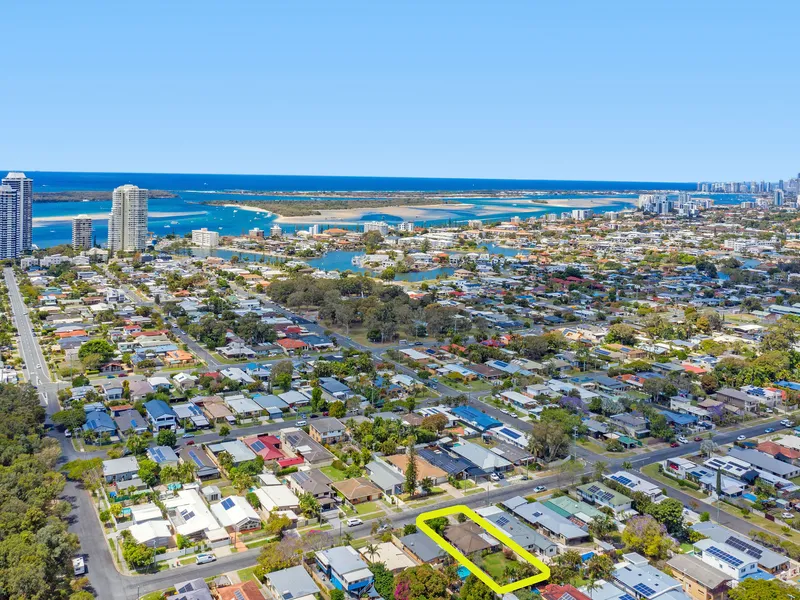 PRIME POSITIONED HOME WITH A MODERN MAKEOVER