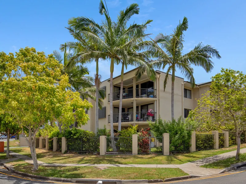 INVESTOR OR FIRST HOME BUYER OR DOWNSIZER WOULD LOVE THIS!!