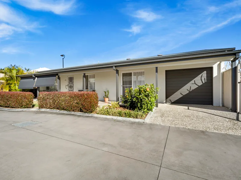 Over 50's Resort At It's Finest - Palm Lakes Eagleby