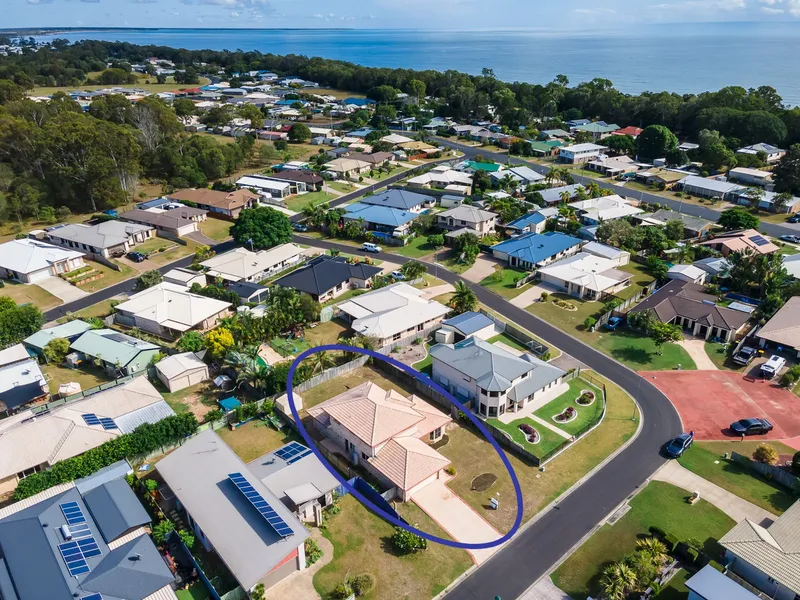 5 Bedrooms, 3 Bathrooms, New Carpet In An Excellent Area!