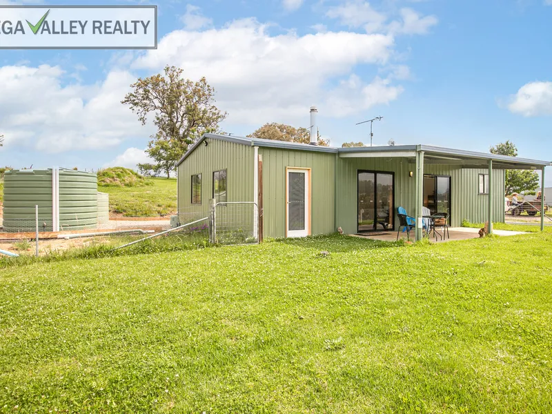 SEVEN HEALING ACRES 10 MINUTES TO THE COAST