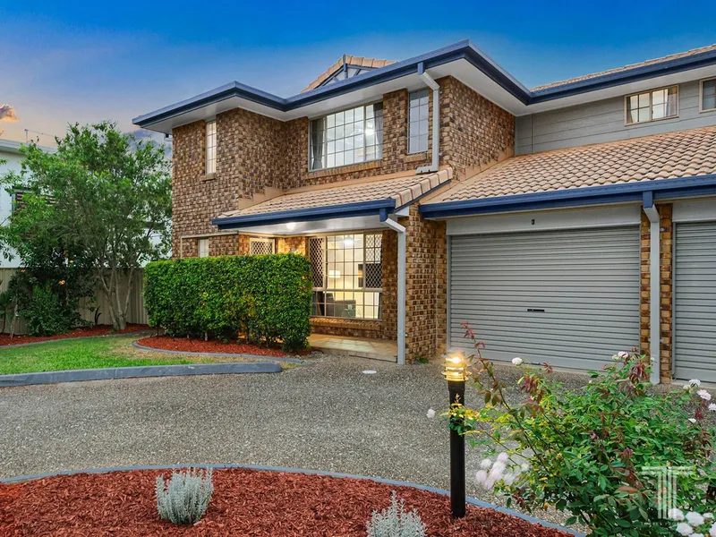 Peace, Space and Privacy with Scenic Tree-lined Views