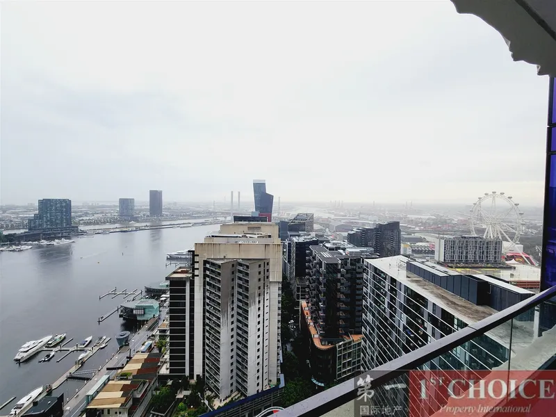 Best in the Building! 31 Level,high Level Water Front! Stunning View! 3Beds 3Baths 2 Car Parks