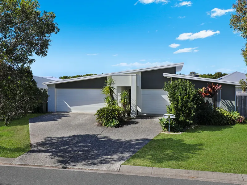 DUAL LIVING - A LIFESTYLE INVESTMENT INTO YOUR FUTURE