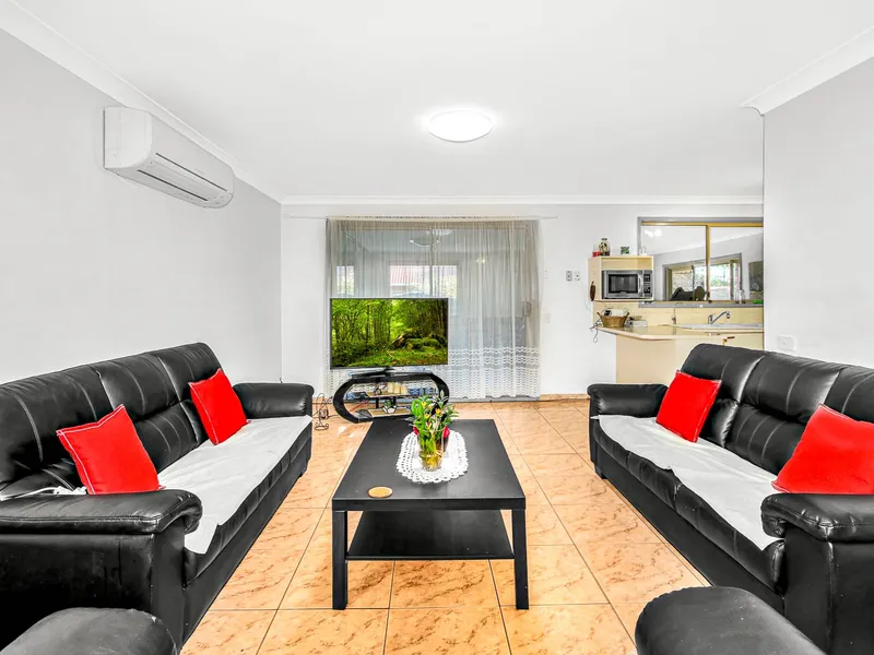 FANTASTIC HOME IN ONE OF THE BEST STREETS OF BOSSLEY PARK 