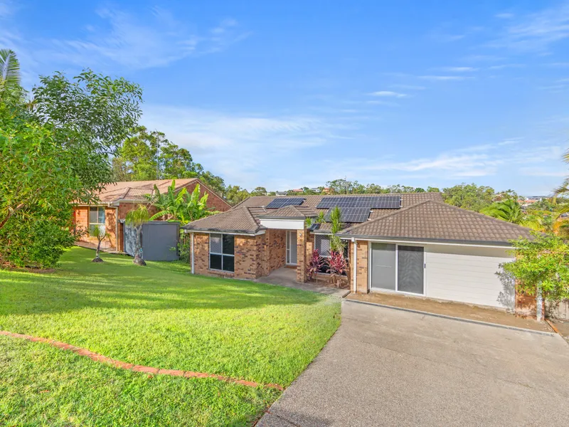 Large Beautifully renovated home + Pool !