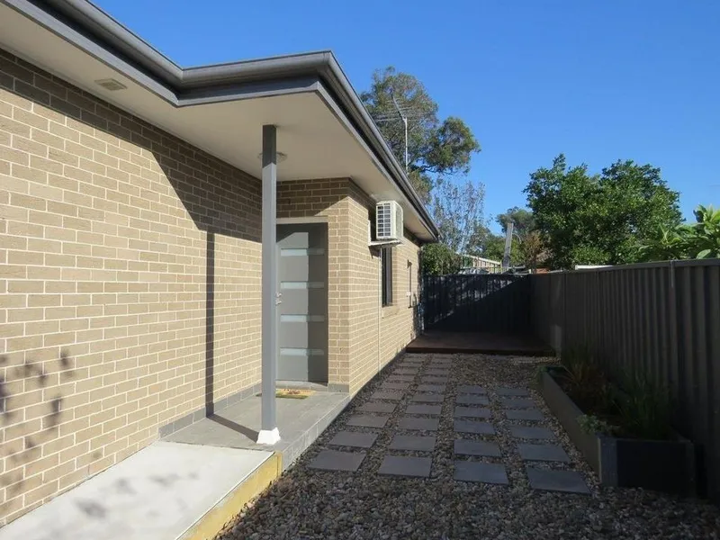 Near new Granny flat