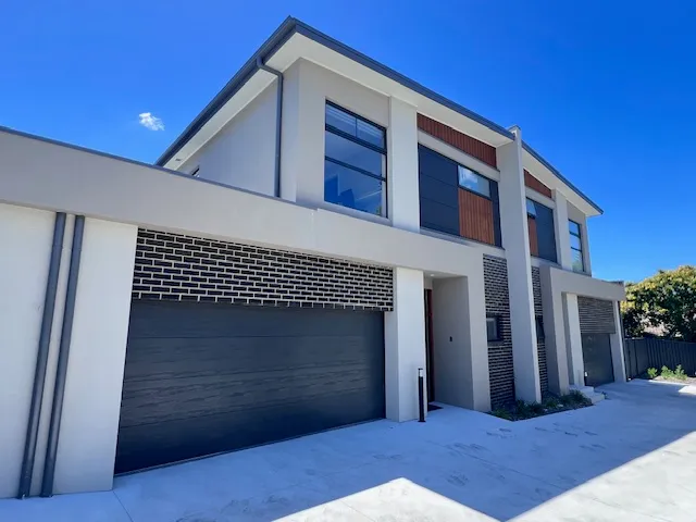 Spacious Townhouse