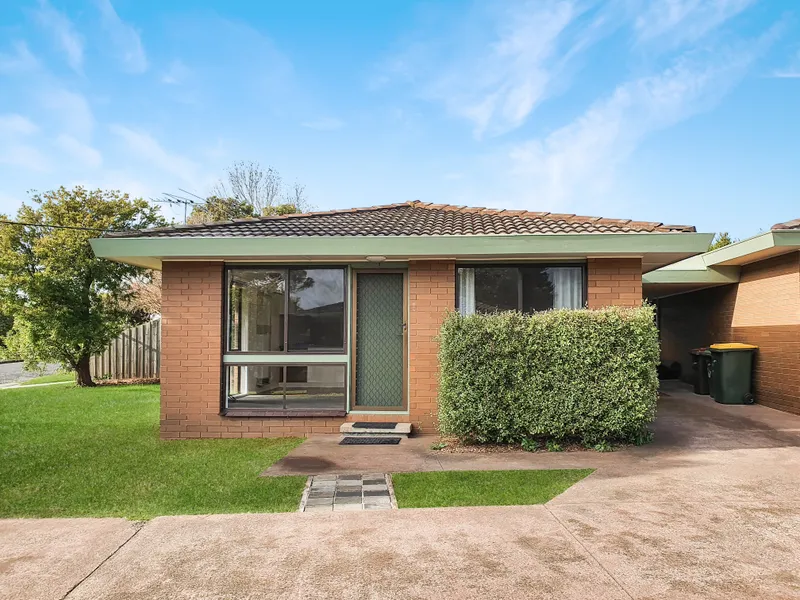 Renovated 1 Bedroom Unit