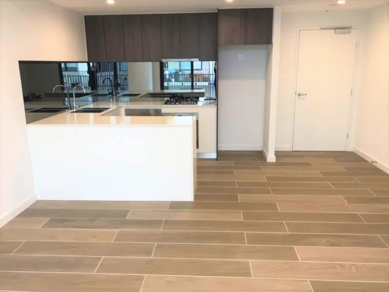 Large 1 + Study tiled floor aparment