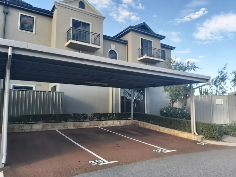 RARELY AVAILABLE TWO LEVEL EXECUTIVE APARTMENT