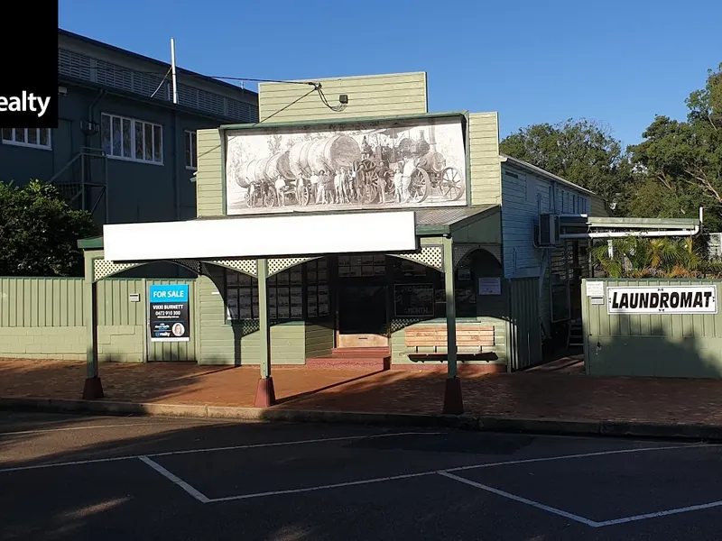 3 x the bargain!- Shopfront, Residence & Workshop in the Main Street of Ravenshoe!