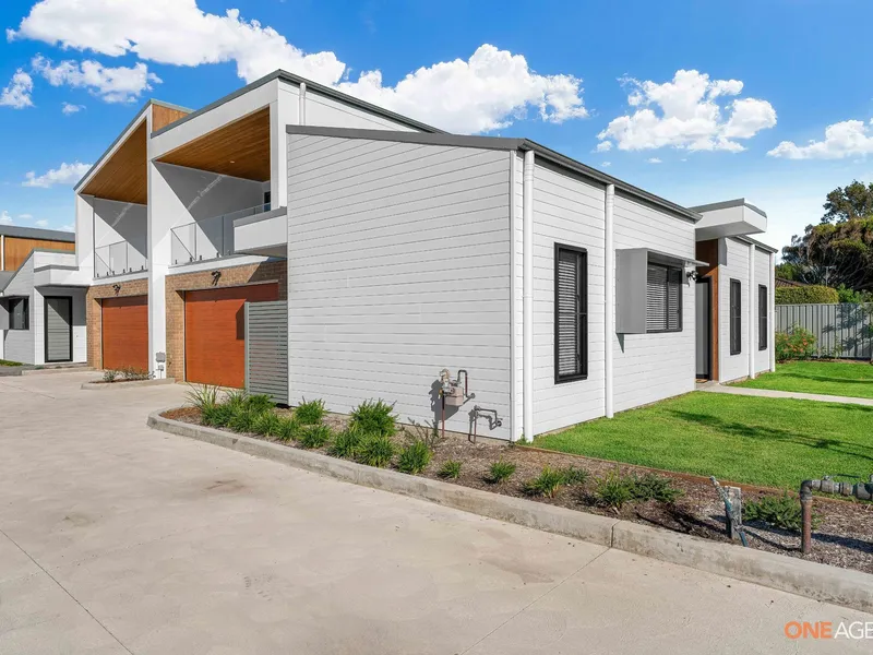 Never Before Lived in Over 55's Townhouse