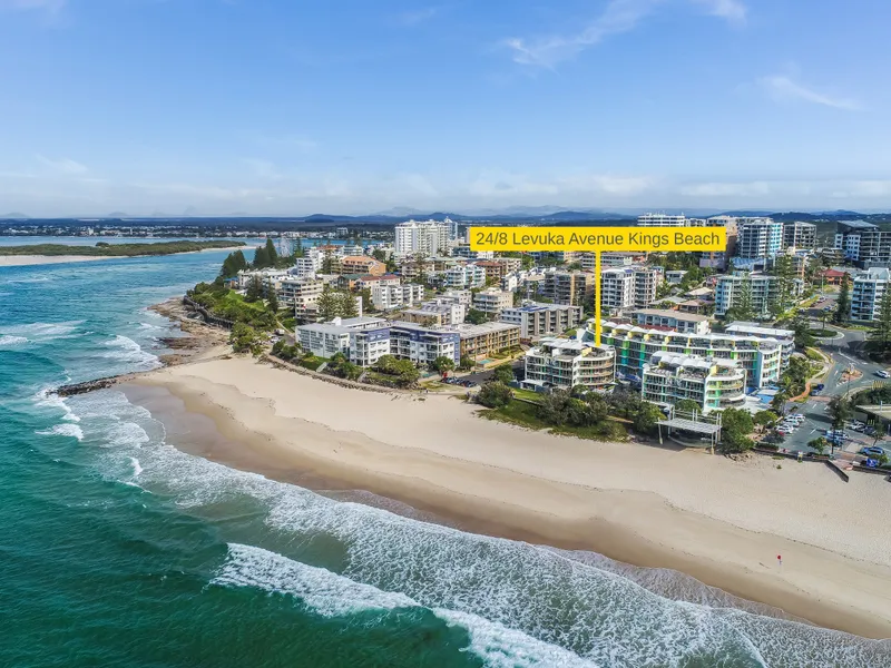 Stunning Absolute Beachfront Apartment