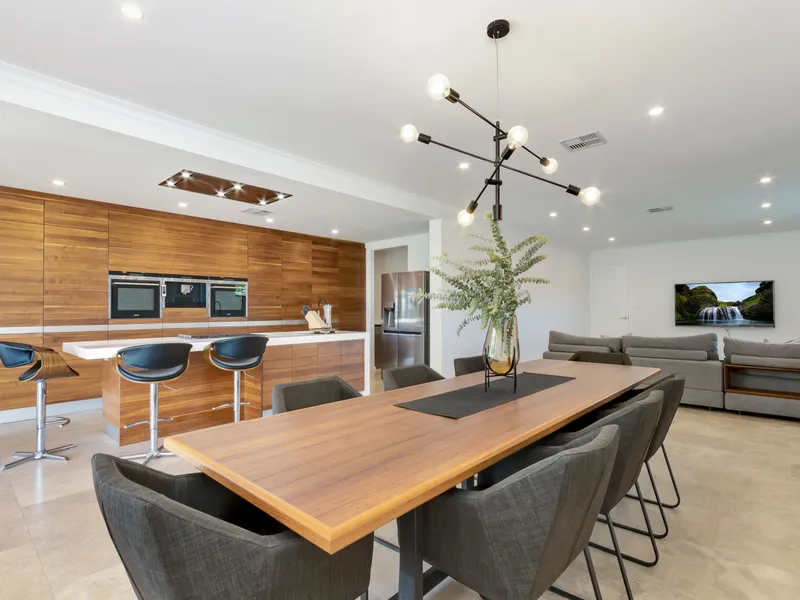 SECOND TO NONE - SIMPLY STUNNING