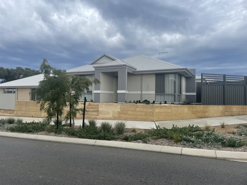 Seaside Estate Madora Bay