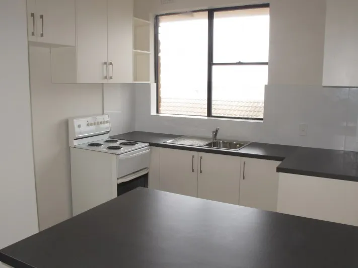 Spacious 2 Bedroom Apartment With Ocean Views